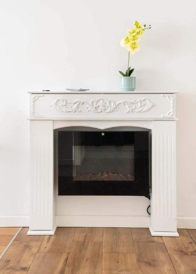 ורשה Mokotow Gaiety Place Apartment מראה חיצוני תמונה